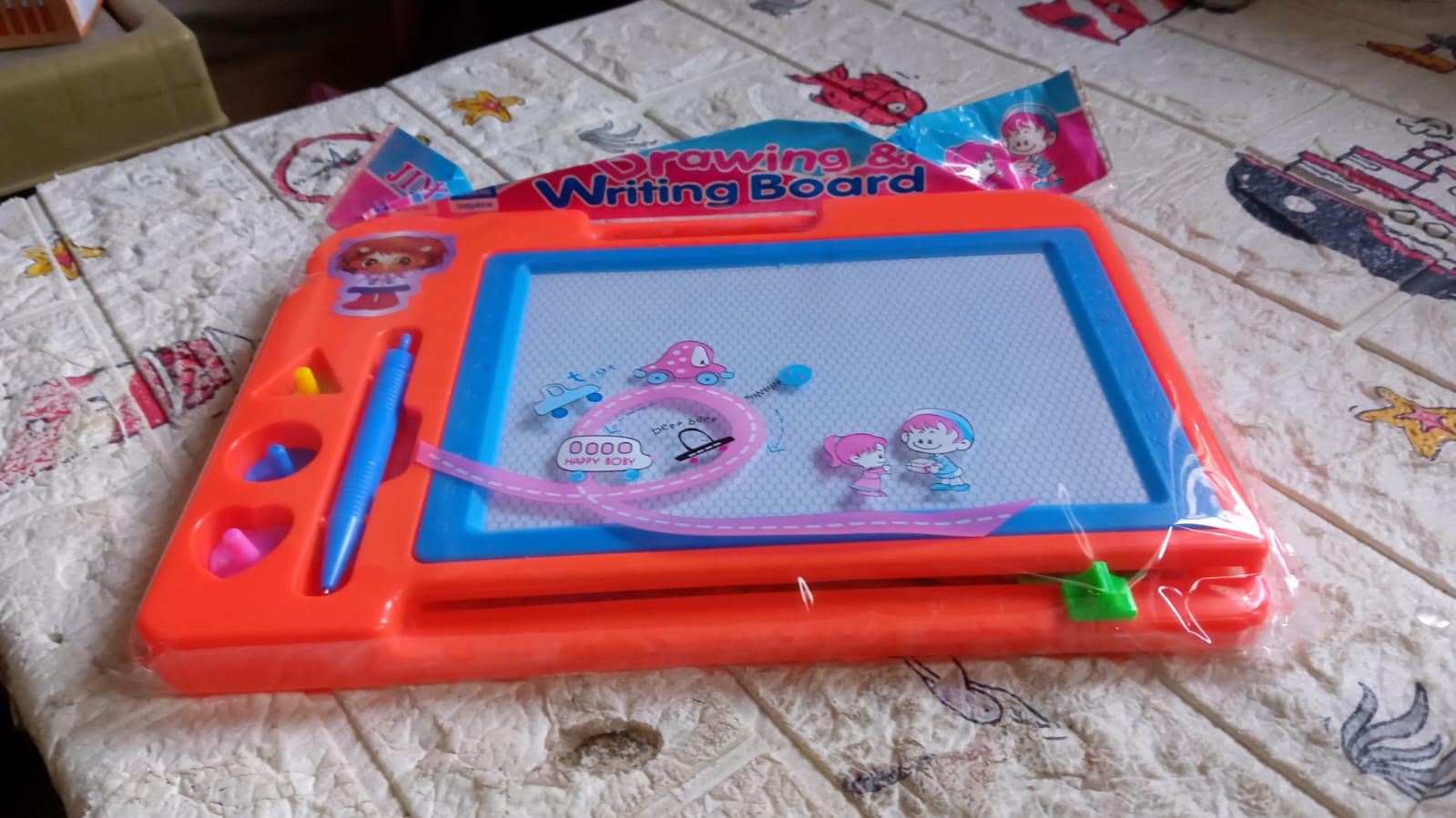 1902 Children Magic Slate Pen Doodle Pad Erasable Drawing Easy Reading Writing Learning Graffiti Board Kids Gift Toy Magnetic Painting Sketch Pad for Baby Children (1 Pc Mix Color) 1902 Children Magic Slate Pen Doodle Pad Erasable Drawing Easy Reading Writing Learning Graffiti Board Kids Gift Toy Magnetic Painting Sketch Pad for Baby Children (1 Pc Mix Color)